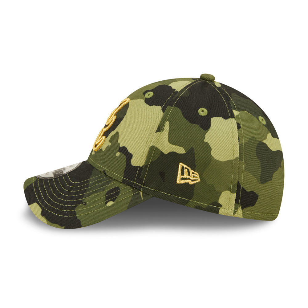 New Era - Atlanta Braves 9Forty Armed Forces Day - Snapback - Camo/Gold